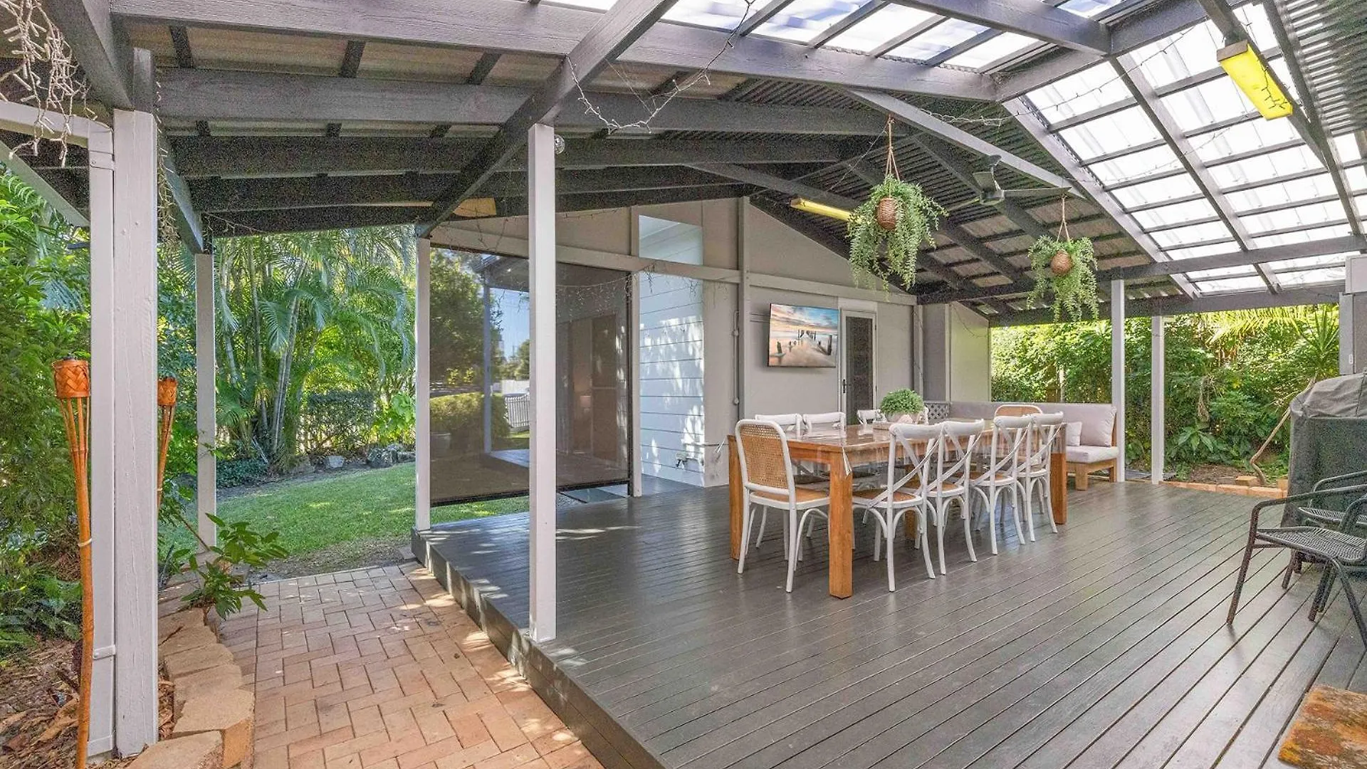 Semesterbostad Maroochy 4 Bedroom Family Beachhouse Maroochydore